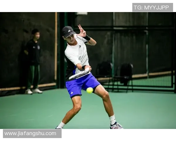 成都网球队的阵地战揭秘：深度解析网球背后的战术与策略